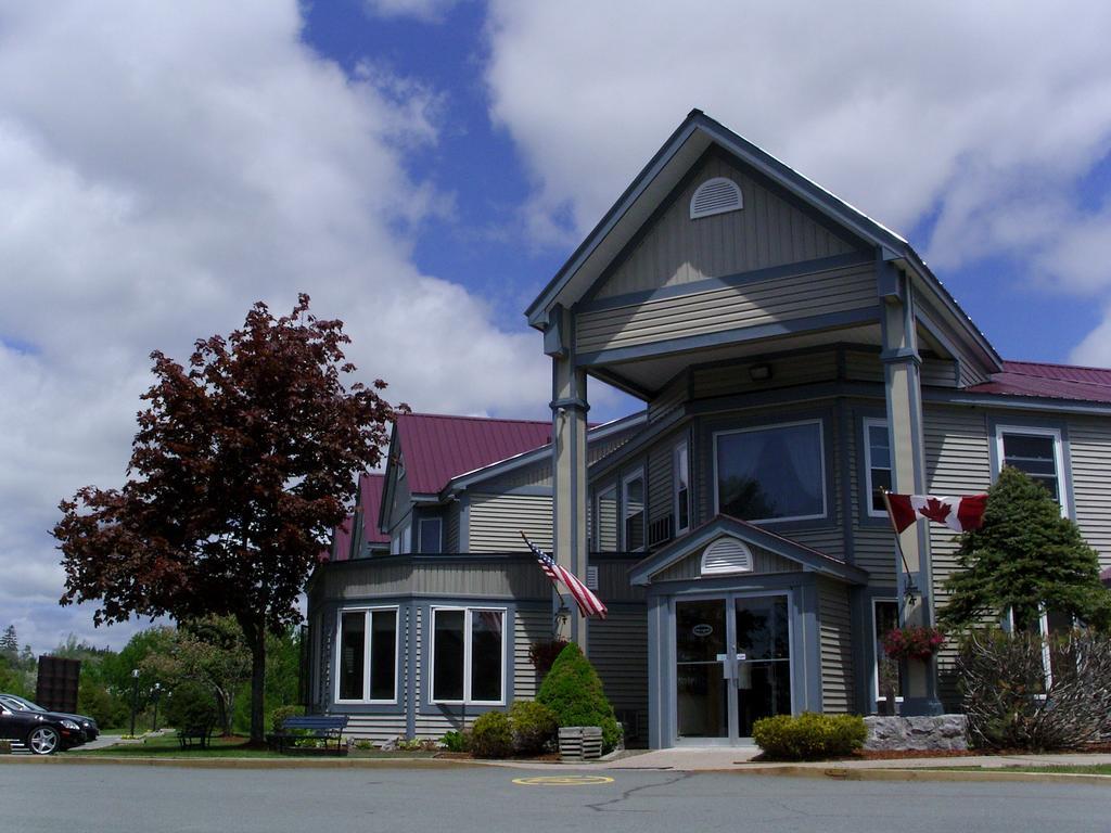Granite Town Hotel 4*